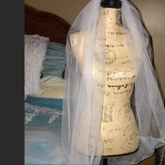 New Beautiful cathedral veil /lace crystal beads - Picture 6 of 6